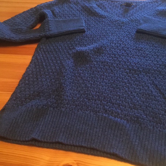 American eagle sweater - Picture 4 of 4